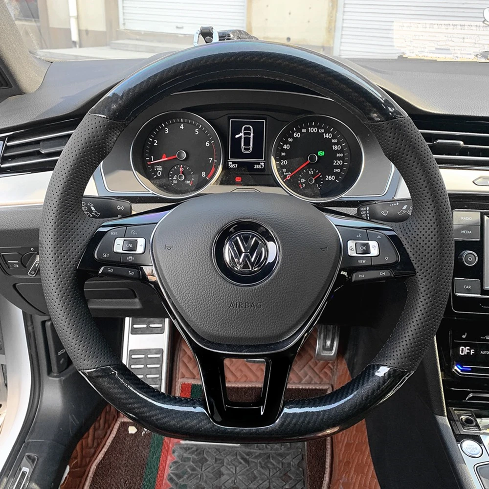 Copertura in Pelle Cucita a Mano per Volante Volkswagen VW Magotan, T-Cross, Golf, Sagitar, Tayron, Tiguan, Bora, T-ROC, Jetta e Passat